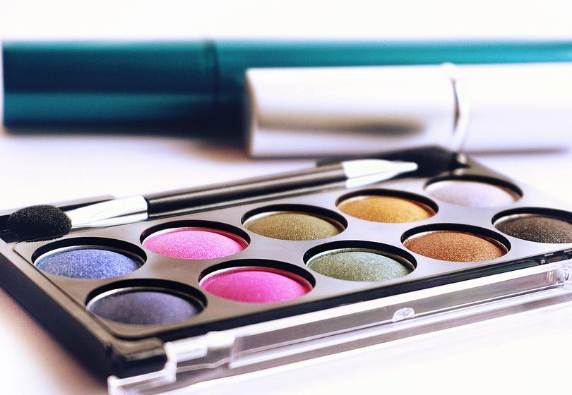 Top Selling Eye Shadow Palettes For Fair Skin