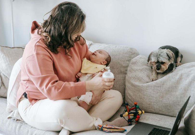 Comment Choisir un Biberon pour Bébé et des Accessoires d'Alimentation