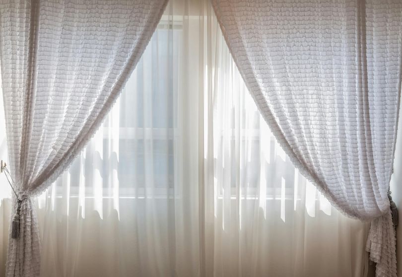 How to Choose the Perfect Curtains for Your Home: Tips on Style and Functionality