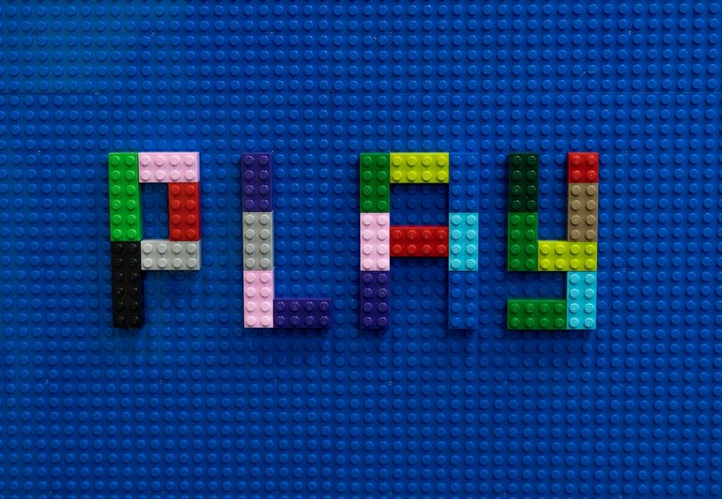 Micro-Constructores: Porque as Peças de Construção Ultra-Pequenas Estão a Tornar-se Um Sucesso Entre os Adolescentes