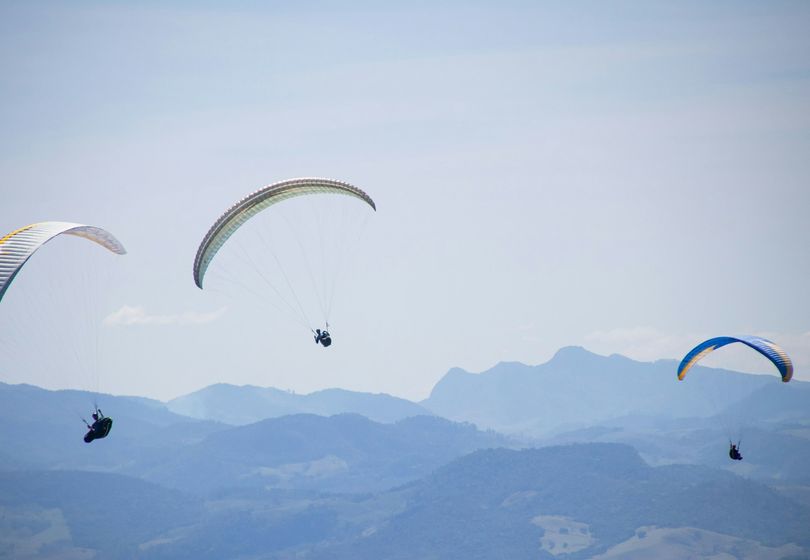 Paragliding: Your First Flight and the Feeling of Absolute Freedom
