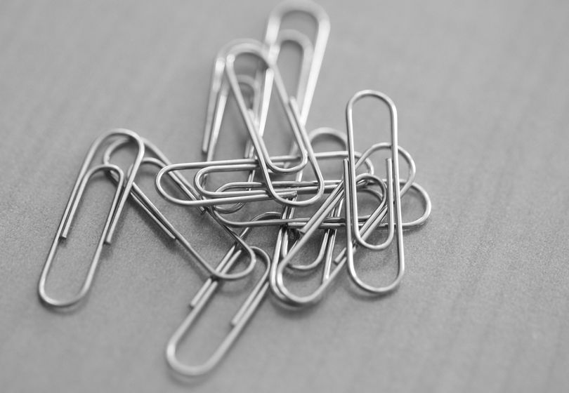 Porque a Forma de um Clip de Papel é Mais Importante do que Pensa: Microergonomia no Escritório