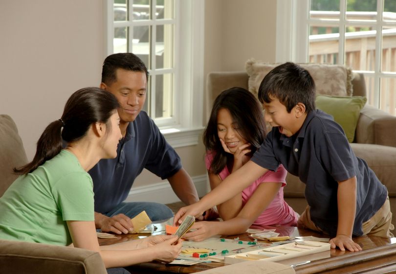Jogo de Tabuleiro para Toda a Família: Noites Divertidas Garantidas!