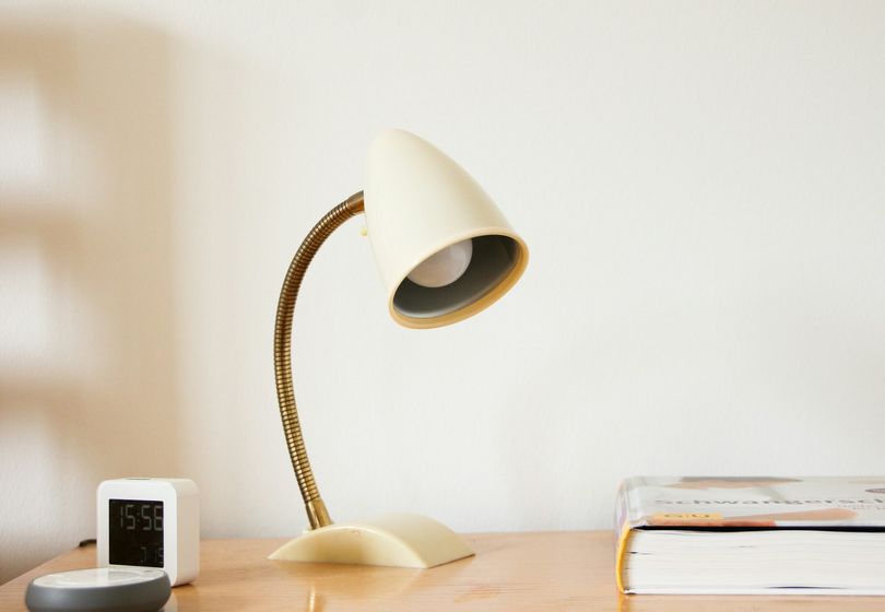 Ergonomische Studienlampe: Augenschutz für Studenten und Schüler