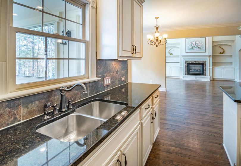 Kitchen Sinks: Find the Perfect One for Your Home