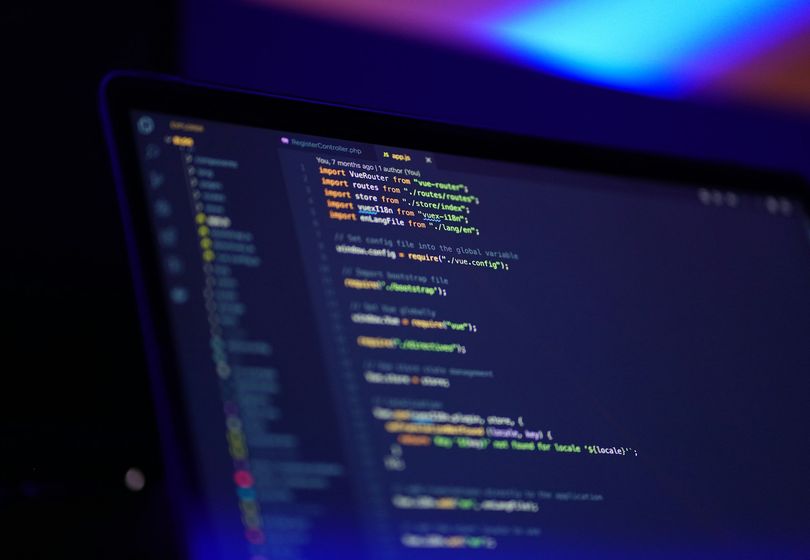 Open Source vs. Kommerzielle Software: Eine Perspektive für Entwickler