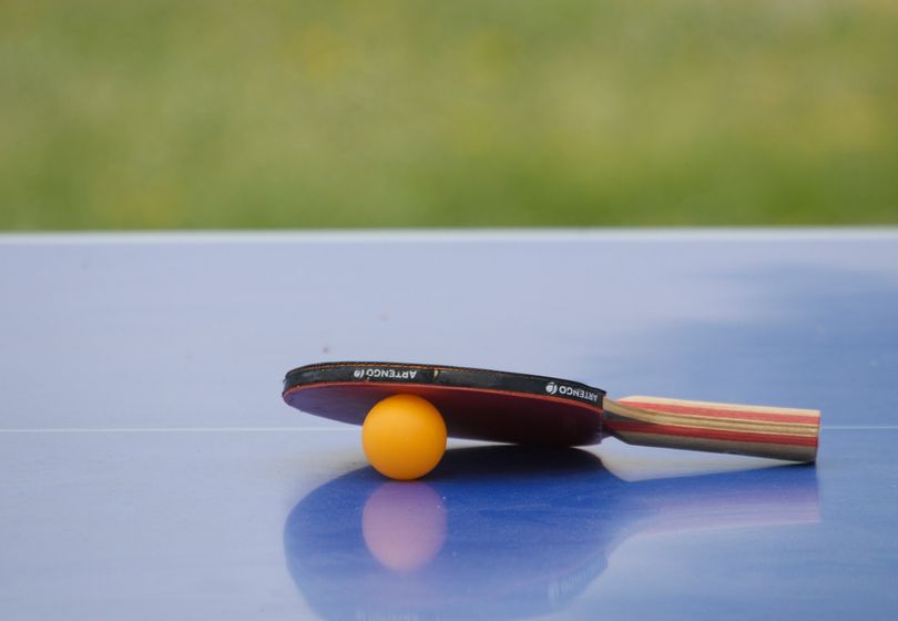 Tafeltennis thuis: Hoe de juiste tafel en accessoires te kiezen