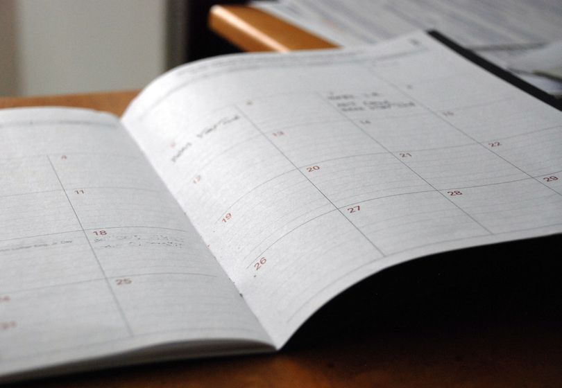 Yearly Planner: A Tool to Organize Your Day, Every Day